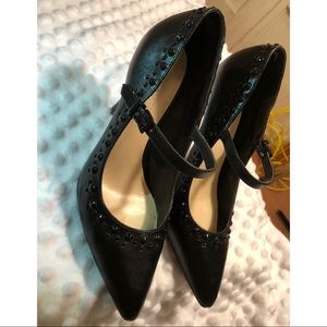 Nine West Black spikey pumps